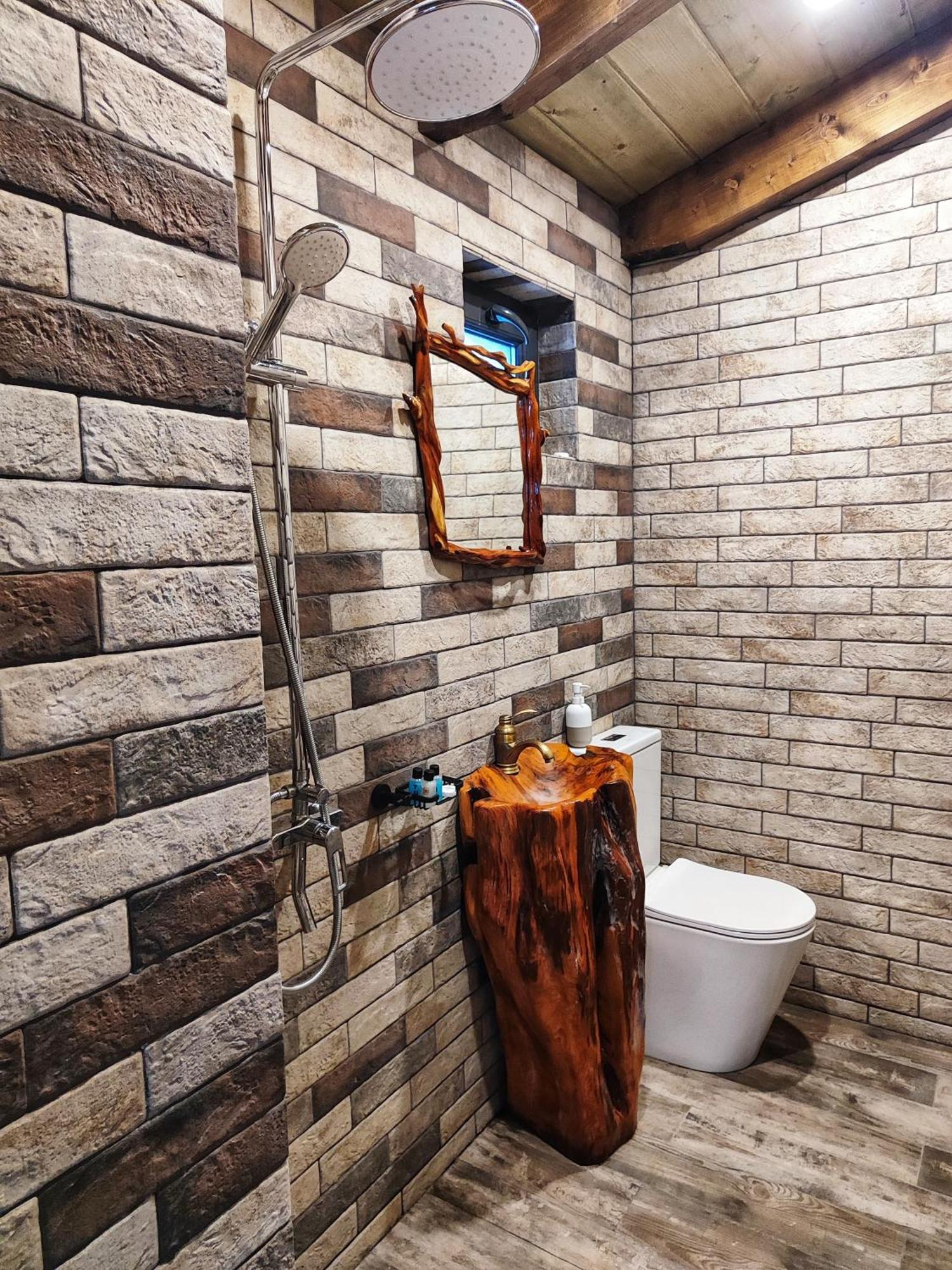 Getahovit Resort Ijevan Rom bilde